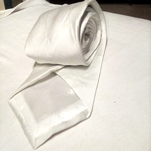 Silk tie 100 % made in china The Hudson Bay Brands Store Vintage Puritan 2015 , - Picture 6 of 6